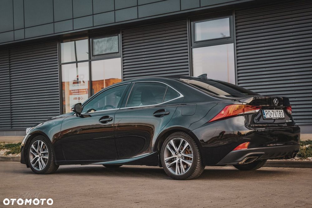 Lexus IS 200t Sport Line - 11
