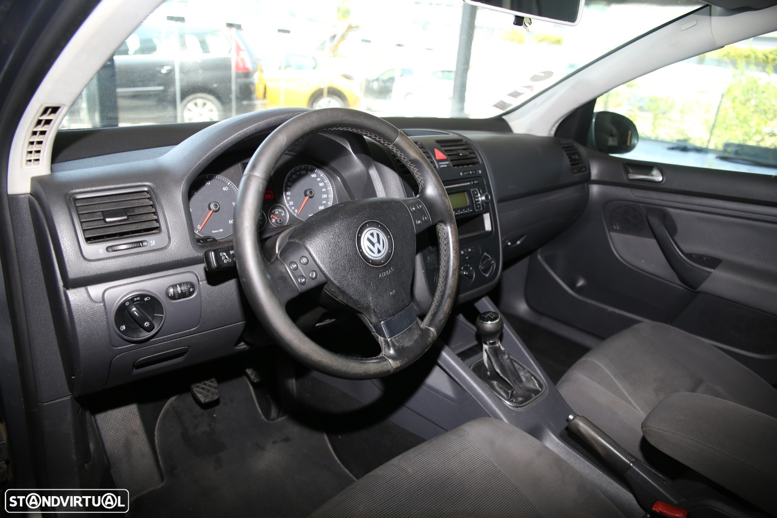 VW Golf 1.9 TDi BlueM. Confortline - 13
