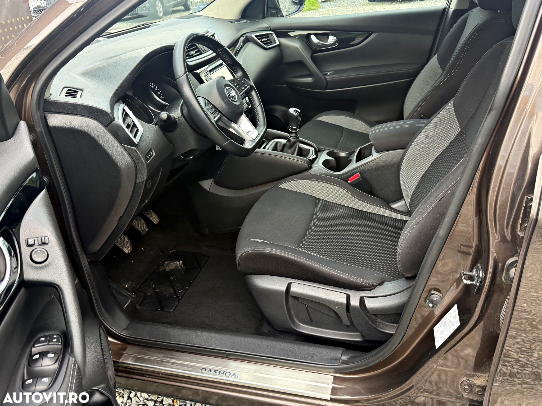 Nissan Qashqai 1.2 DIG-T TEKNA - 7