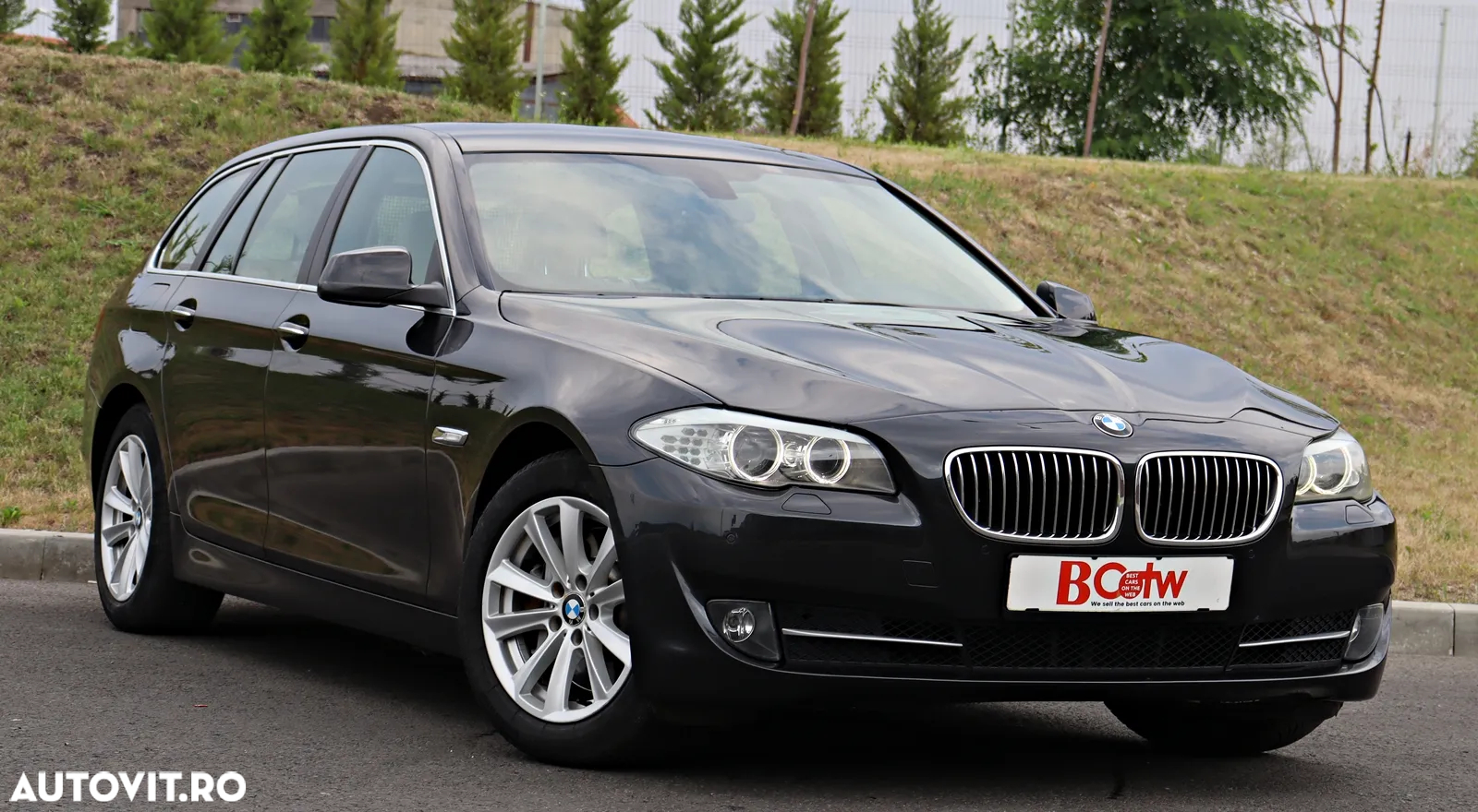 BMW Seria 5 525d Touring Sport-Aut. - 2