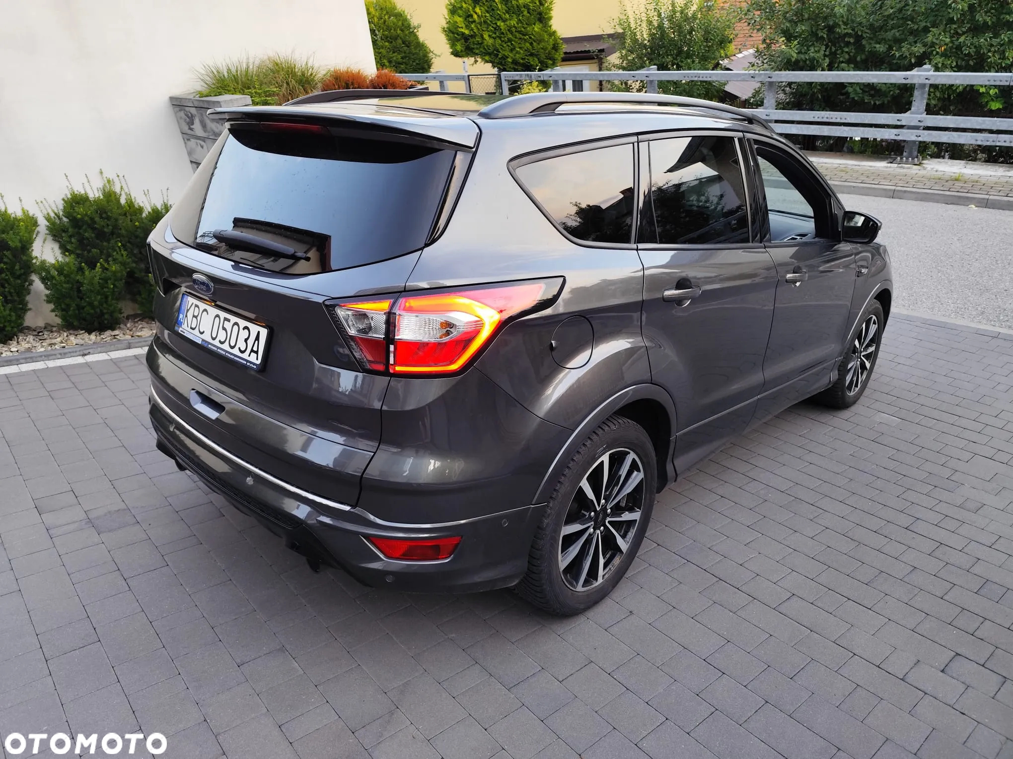 Ford Kuga 1.5 EcoBoost 4x4 ST-Line - 5