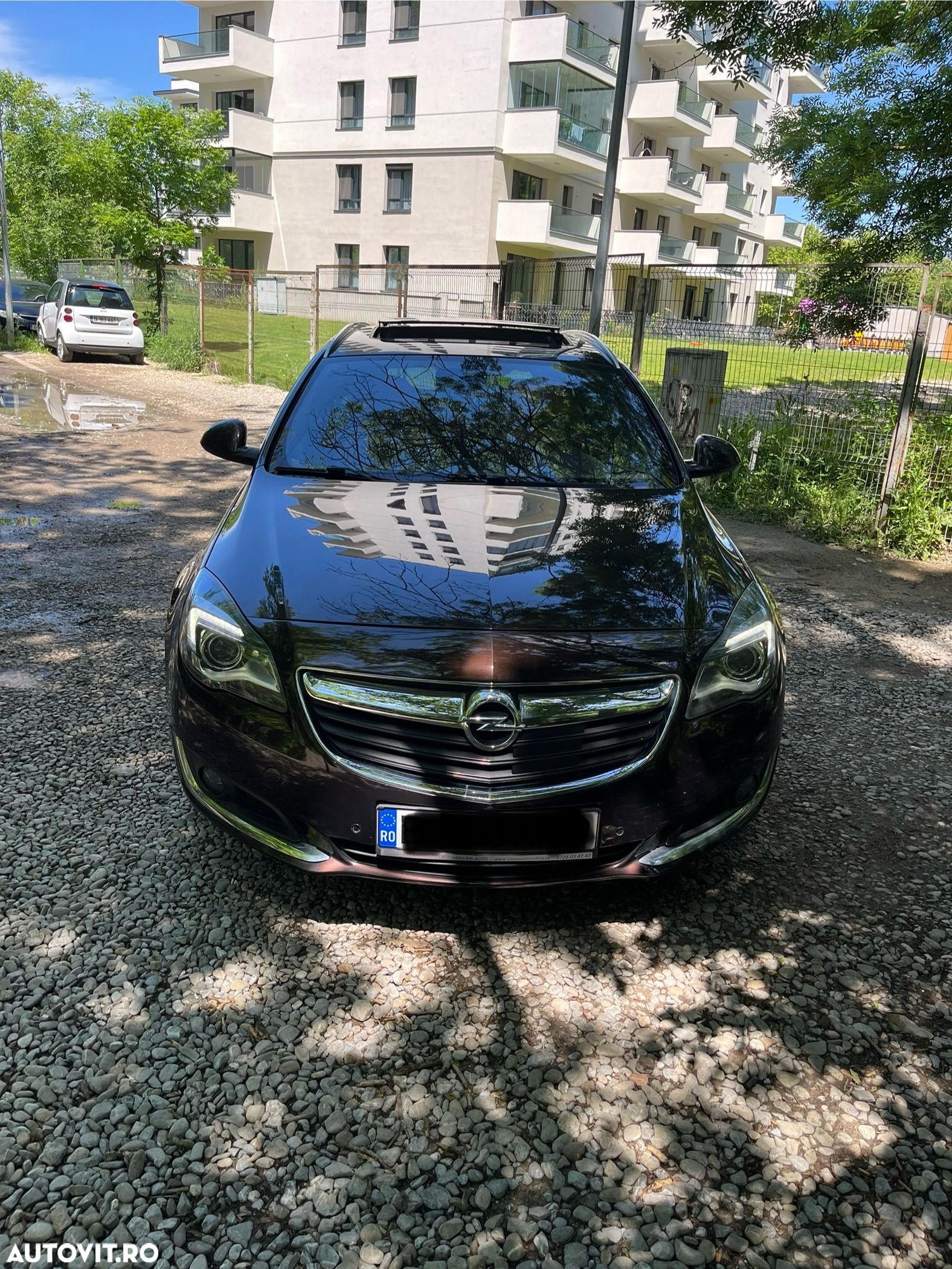 Opel Insignia 2.0 Turbo ECOTEC 4X4 Country Tourer Aut. - 1