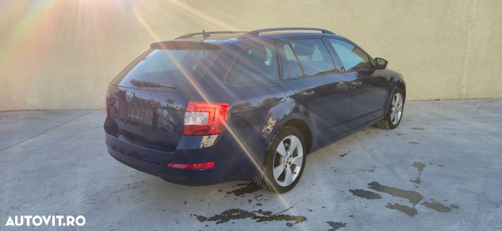 Skoda Octavia Combi 1.6 TDI (Green tec) Joy - 24