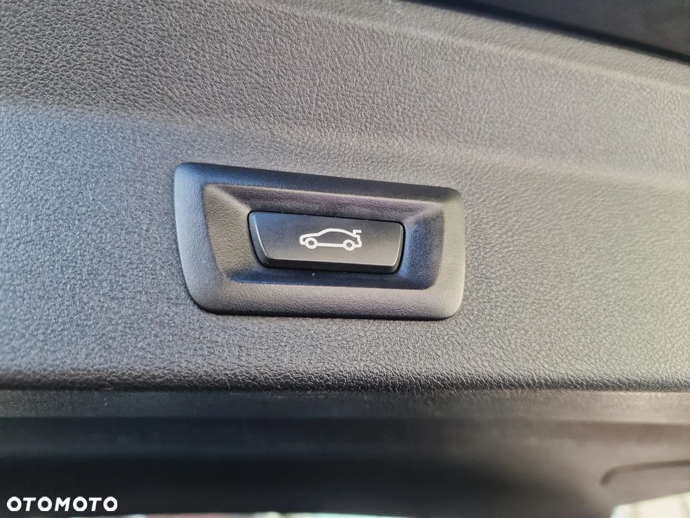 BMW X3 sDrive18d Luxury Line sport - 15