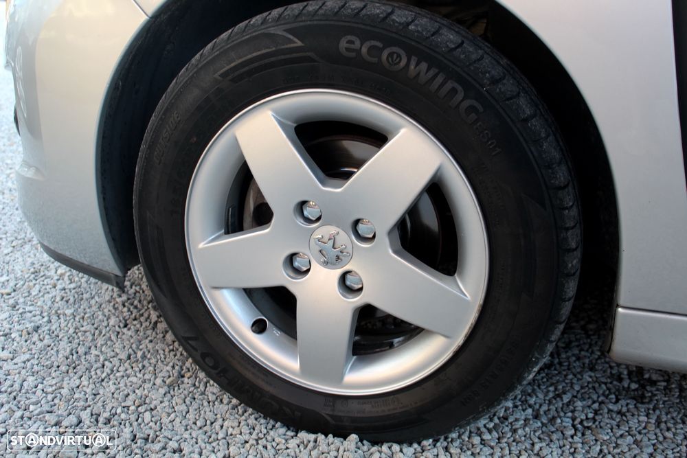 Peugeot 207 1.4 HDi Urban - 15