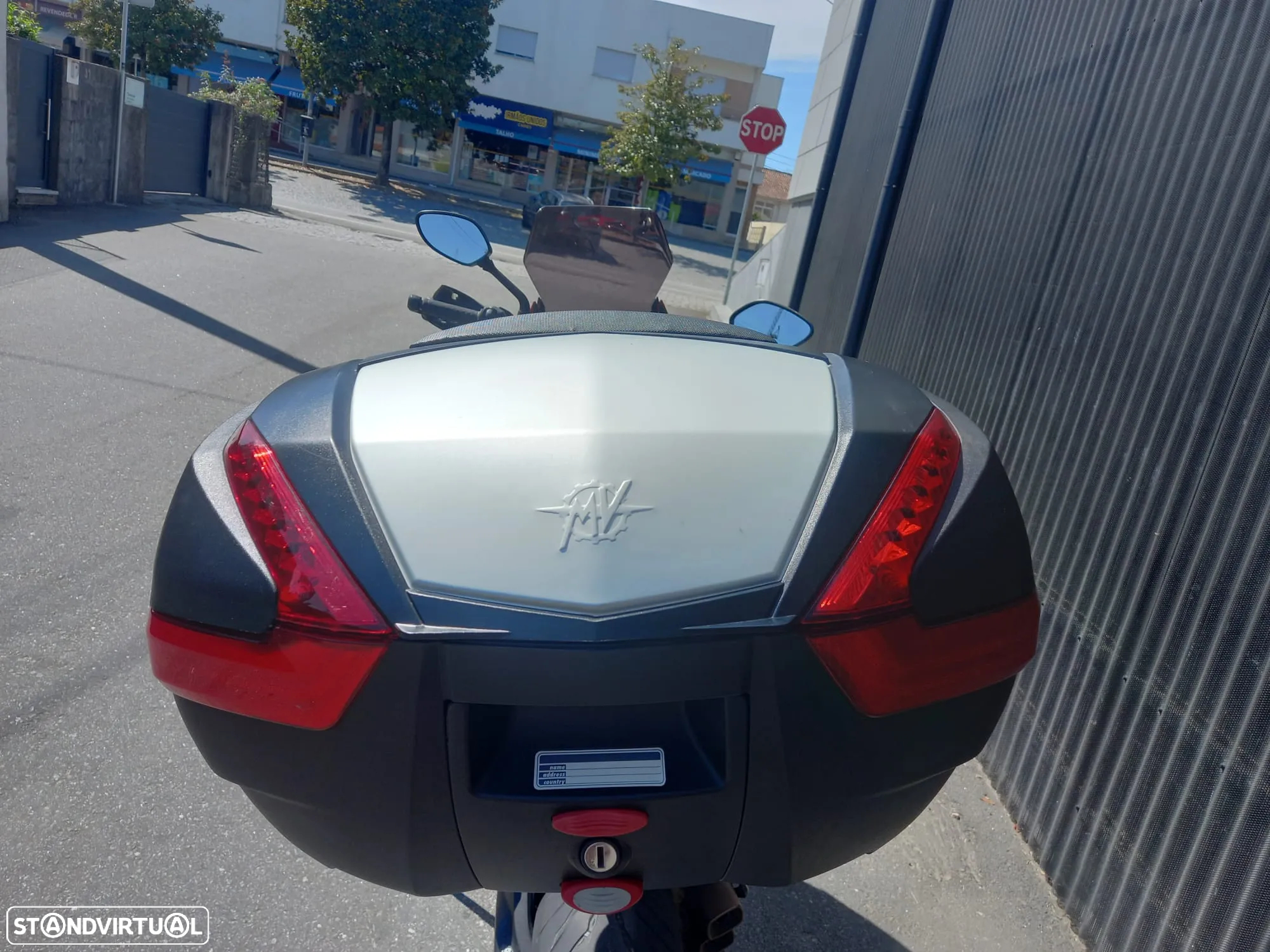 MV Agusta Turismo Veloce Rosso - 10