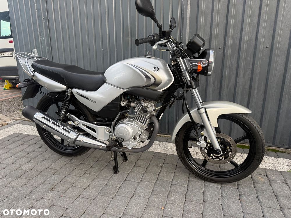 Yamaha YBR - 24