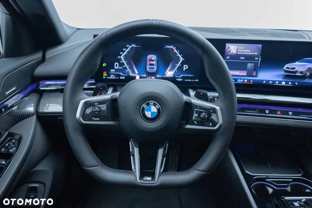 BMW Seria 5 520d xDrive - 18