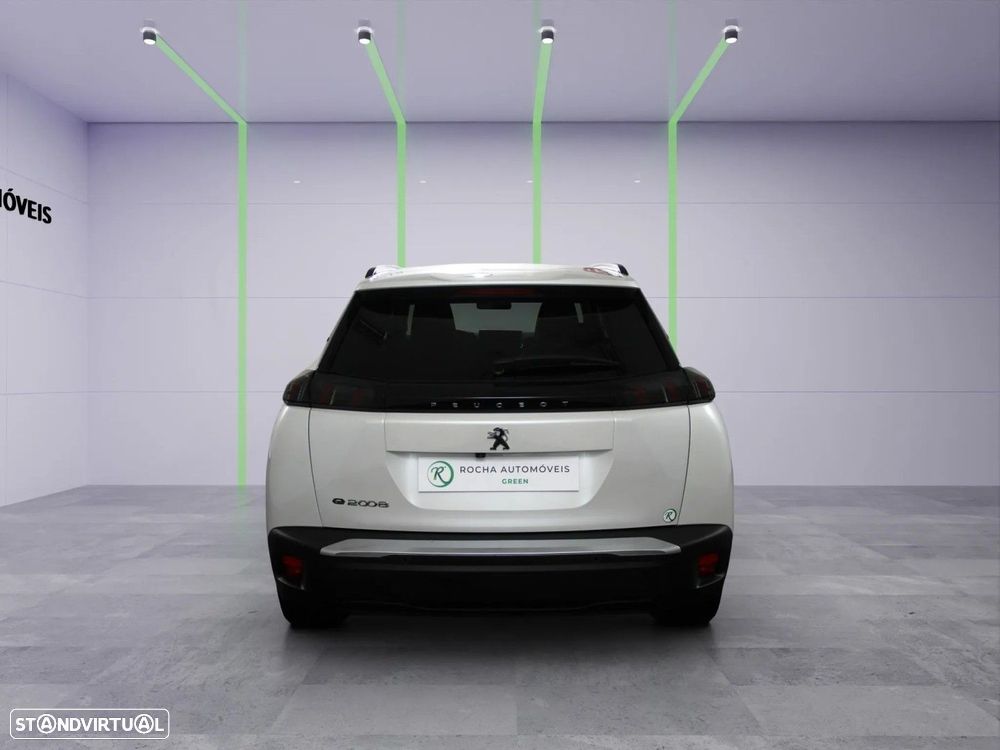 Peugeot e-2008 - 4