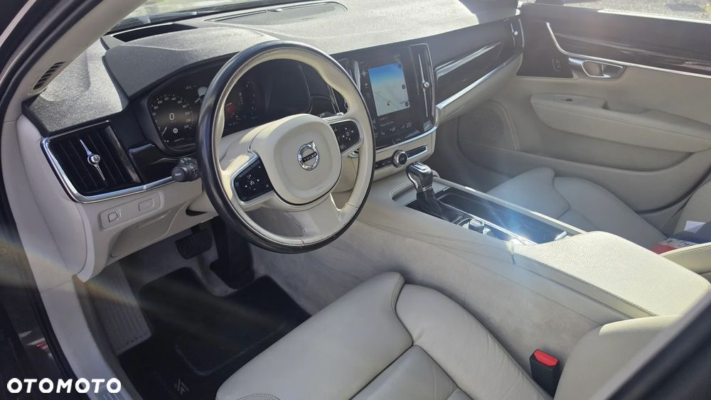 Volvo V90 D4 Geartronic Momentum - 12
