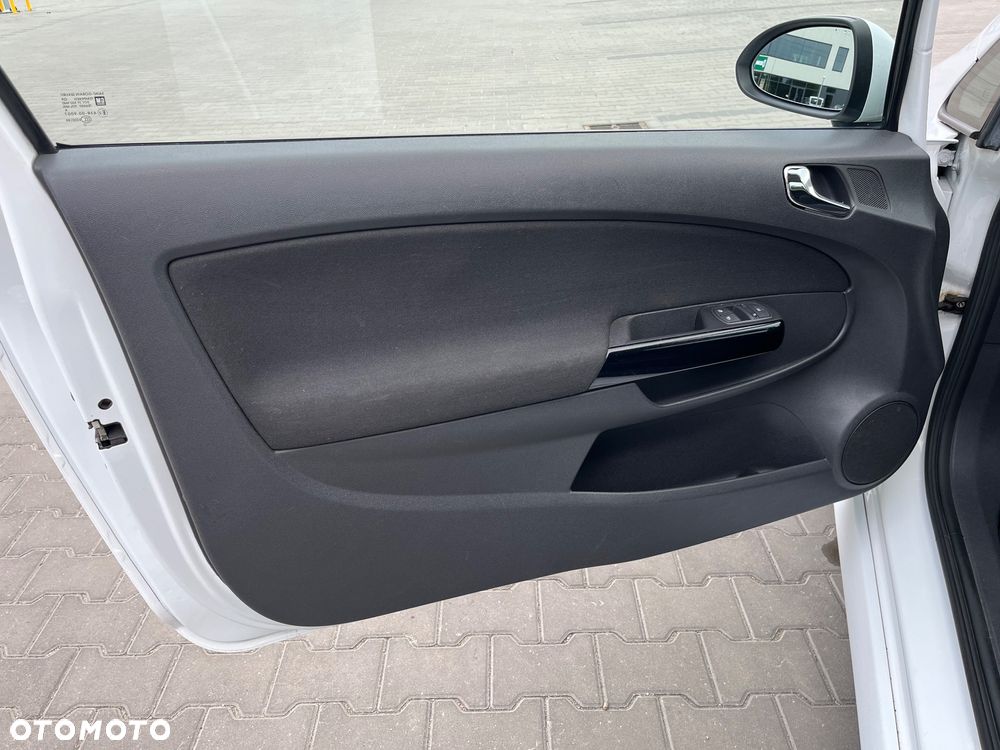 Opel Corsa - 12