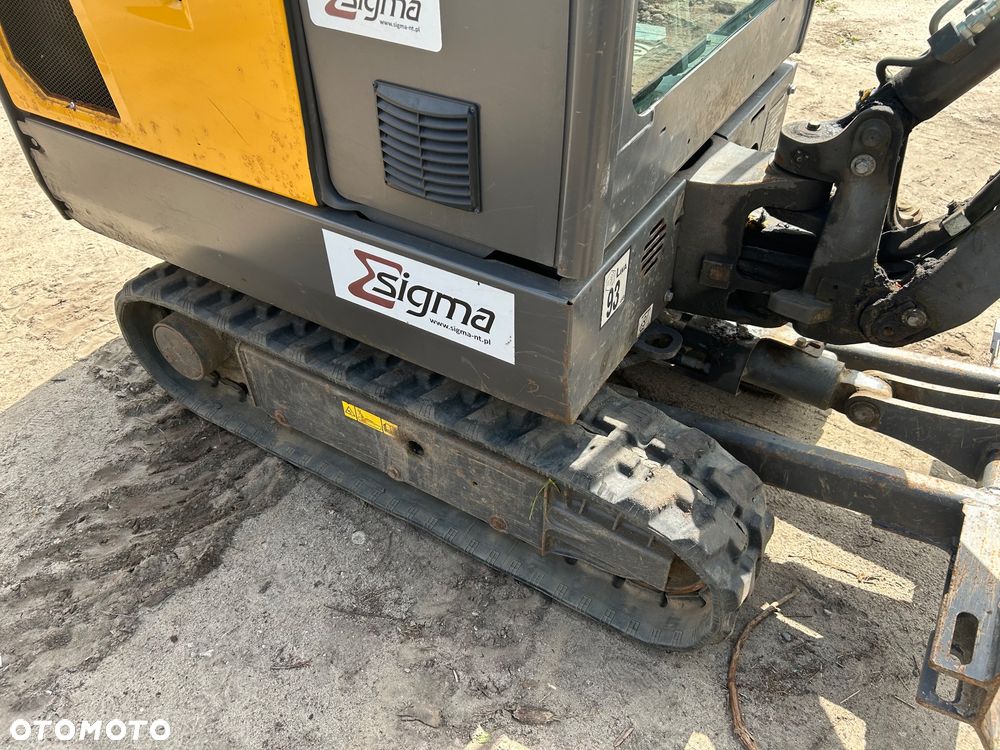 Volvo EC15E - 12