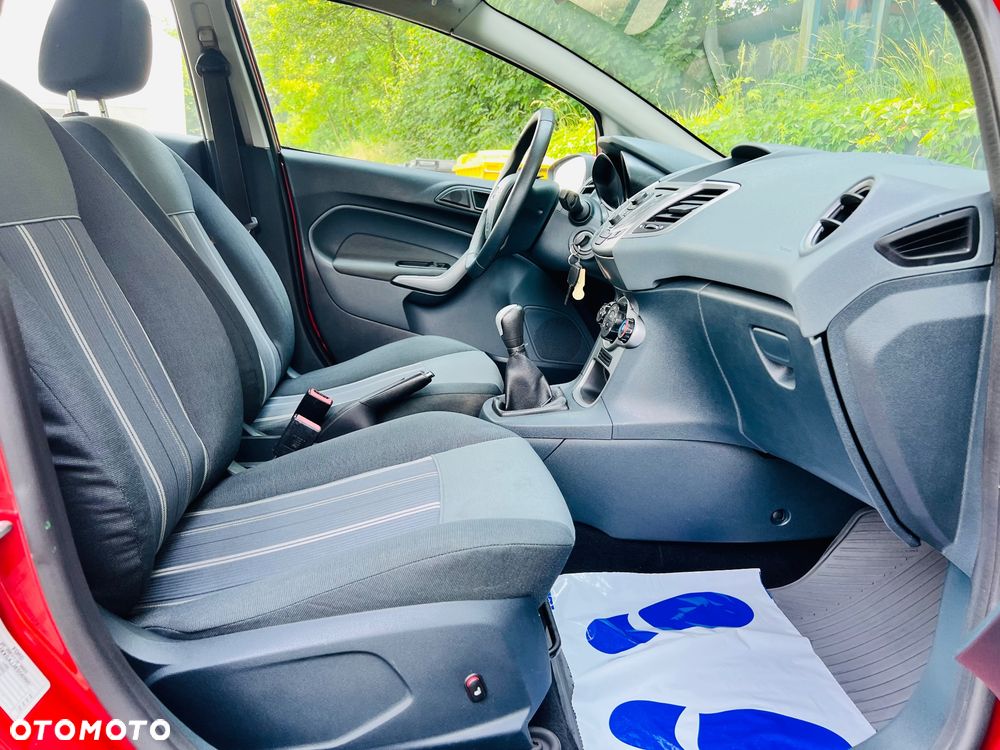 Ford Fiesta 1.25 Viva - 28