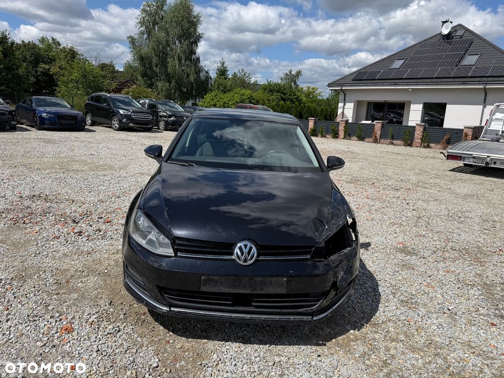 Volkswagen Golf - 12