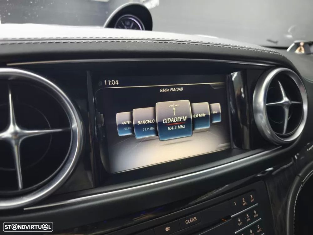 Mercedes-Benz SL 400 9G-TRONIC designo edition — fotografia 35