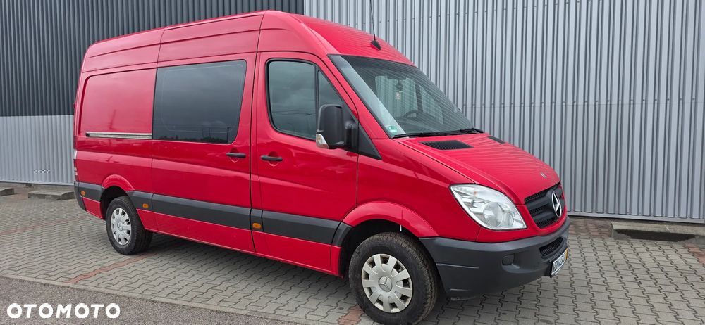 Mercedes-Benz Sprinter - 2