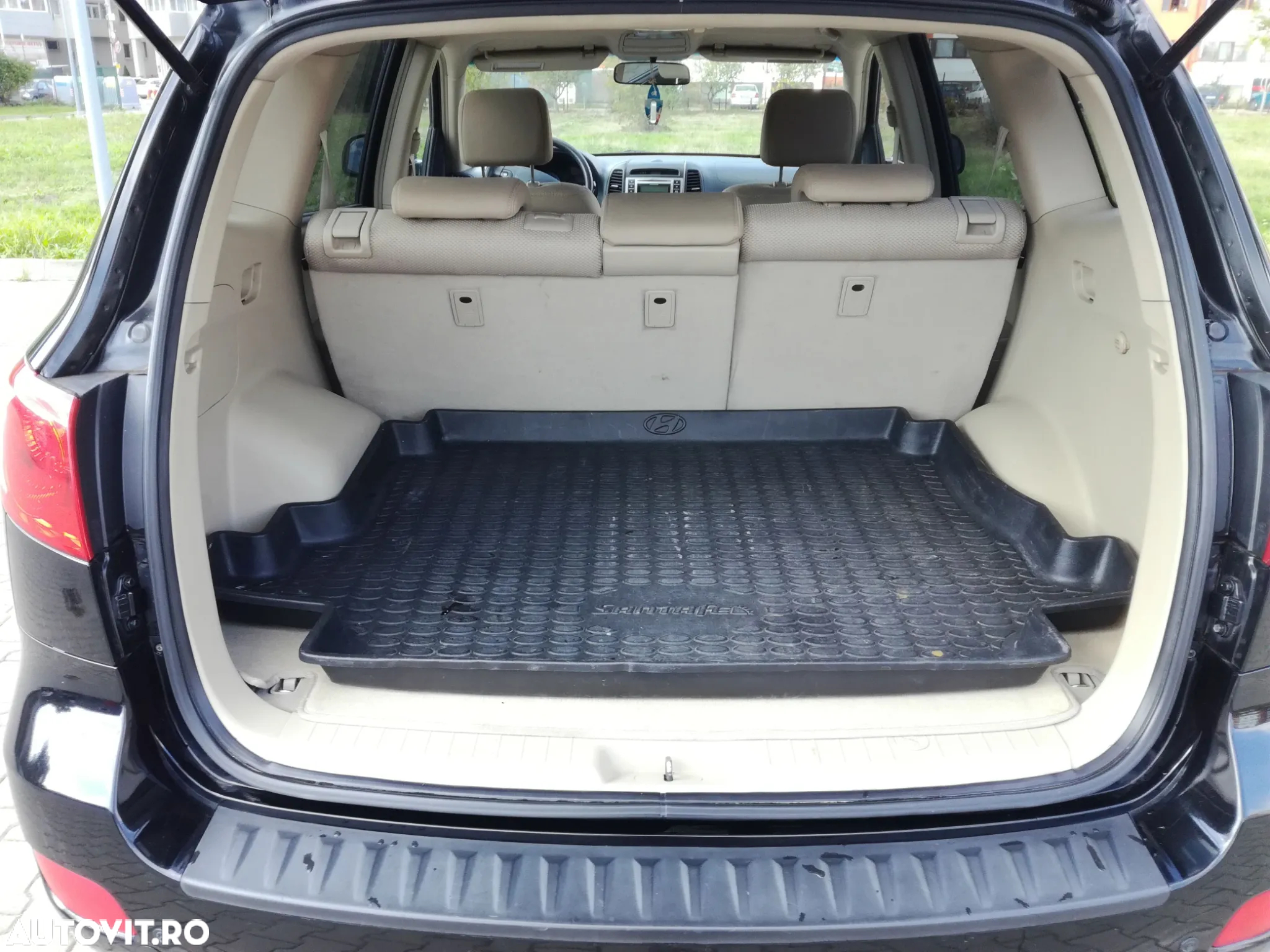 Hyundai Santa Fe 2.2 DSL VGT 5 SEATS 2WD - 5