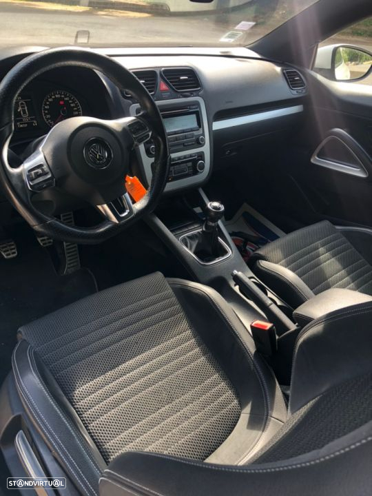 VW Scirocco - 32