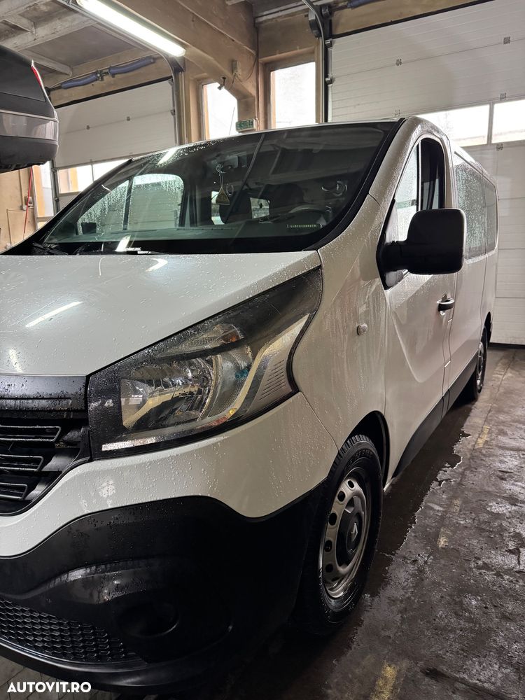 Renault Trafic Combi L1H1 8+1 Authentique - 1