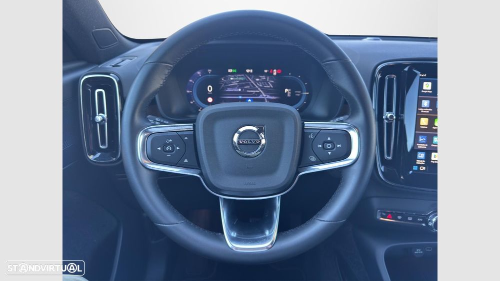 Volvo EX40 82 kWh Single Motor Extended Range Black Edition - 12