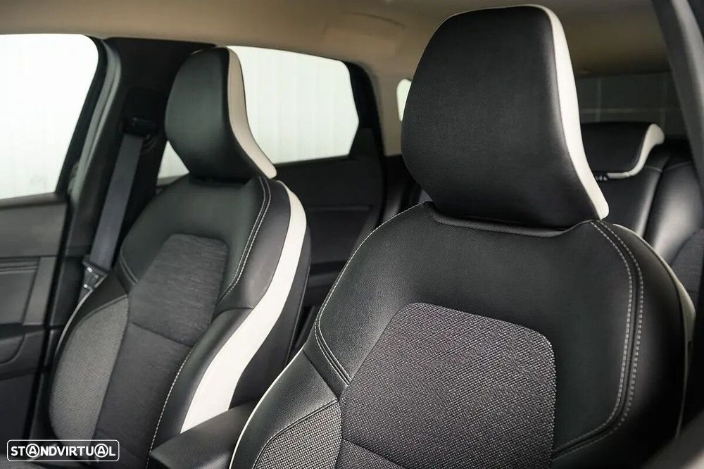 Renault Captur 1.0 TCe Techno - 57