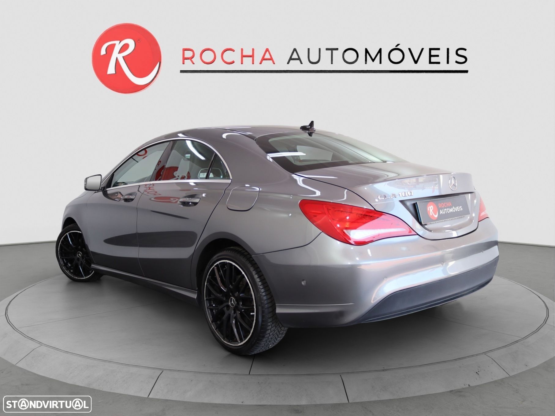 Mercedes-Benz CLA 180 - 9