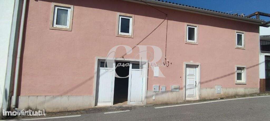 Moradia para restaurar - Grande imagem: 2/50