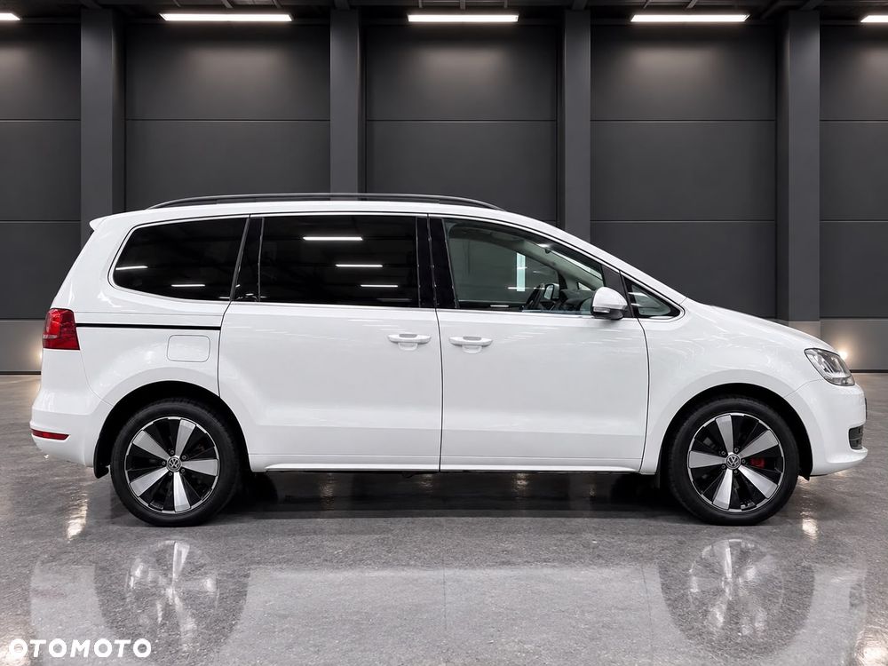 Volkswagen Sharan 2.0 TDI DPF BlueMotion Comfortline - 11