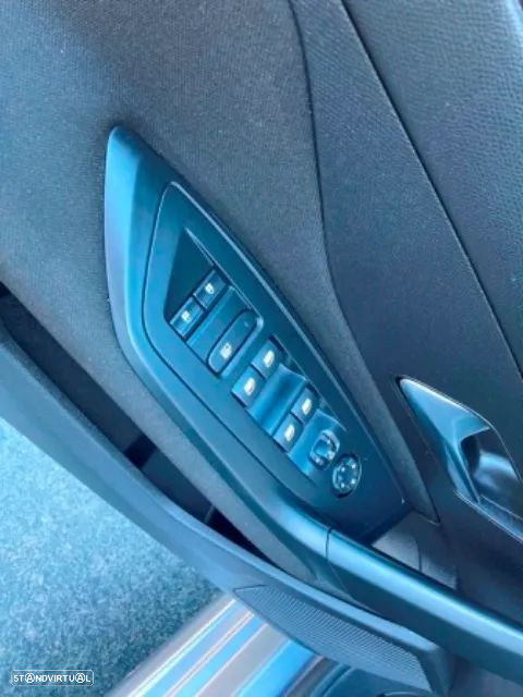 Peugeot 308 SW 1.2 PureTech Active Pack - 28