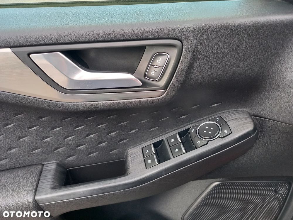 Ford Kuga 2.0 EcoBlue Hybrid TITANIUM - 31