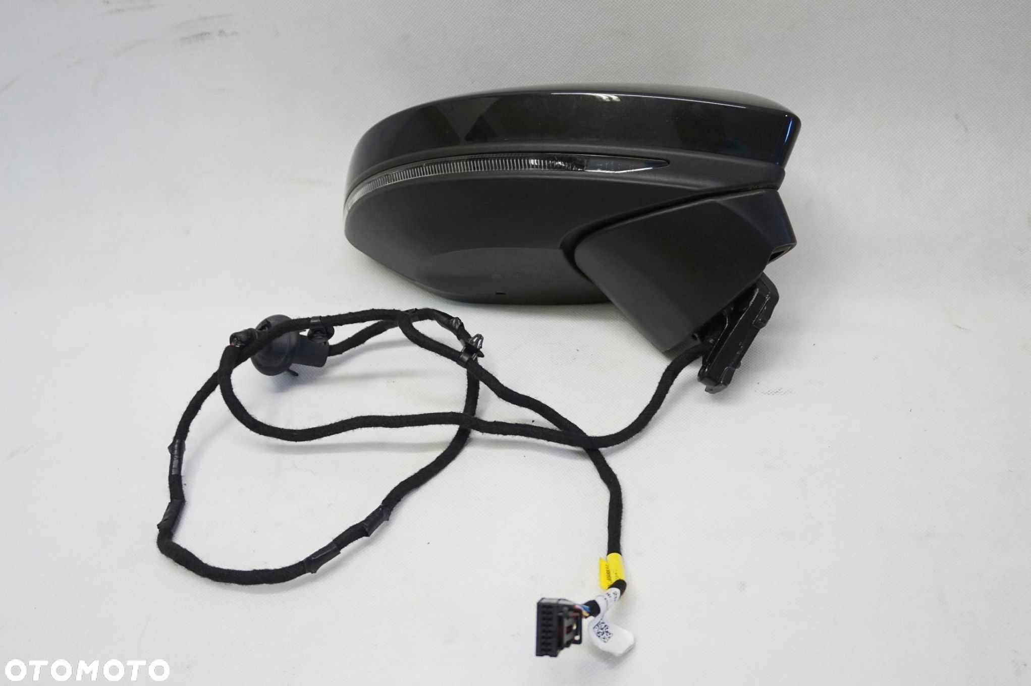LUSTERKO PRAWE 14 PIN AUDI A6 C8 4K 4K1857410C - 1