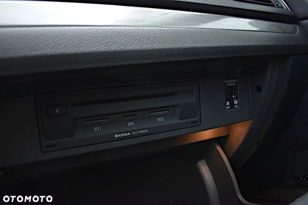 Skoda Superb 1.6 TDI Style - 31