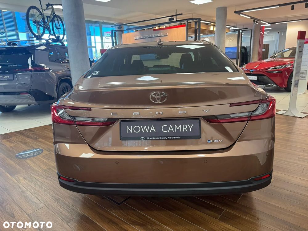Toyota Camry 2.5 Hybrid Dynamic Force Prestige e-CVT - 8