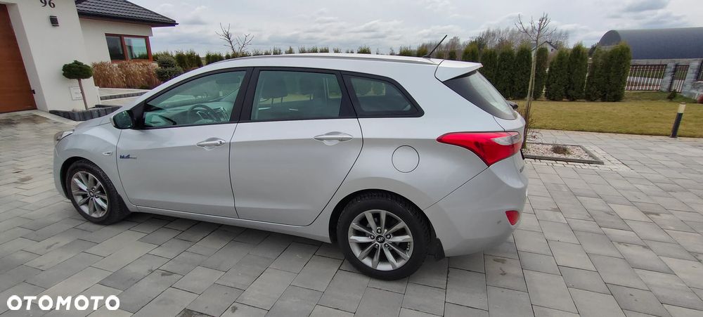 Hyundai i30 1.4 Classic + - 10