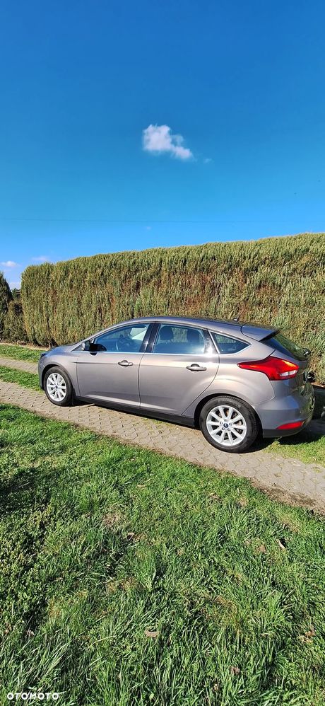 Ford Focus 1.5 EcoBoost Titanium ASS - 2