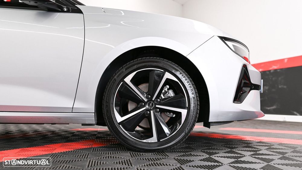 Opel Astra Sports Tourer 1.2 T GS Line - 20