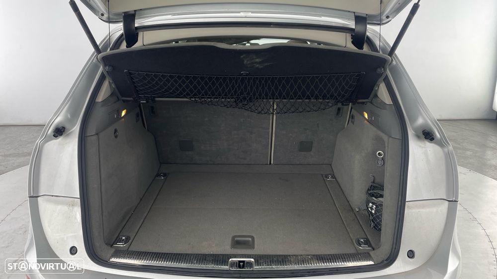Audi Q5 2.0 TDI quattro Stronic - 9