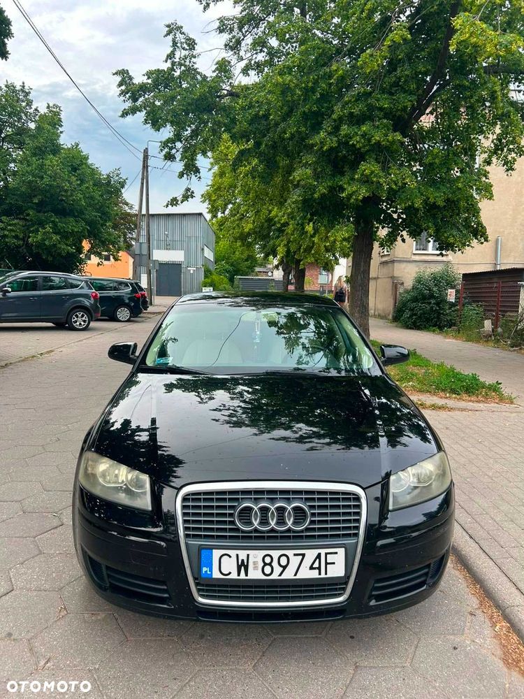 Audi A3 Sportback - 1