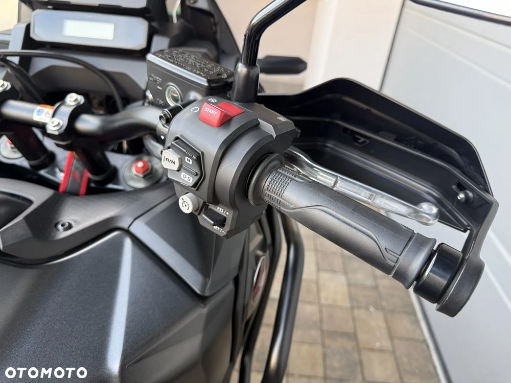 Honda CRF - 10