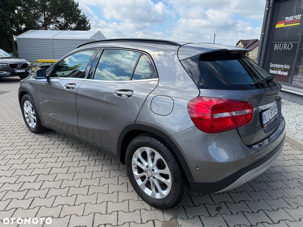 Mercedes-Benz GLA 200 Edition 1 - 12