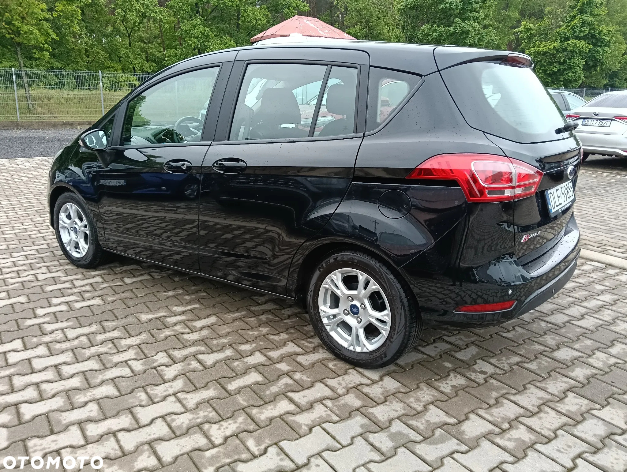 Ford B-MAX 1.4 Ambiente - 29