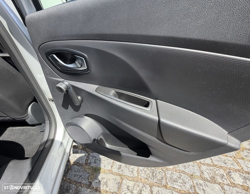 Renault Clio Energy dCi 90 EDC Limited - 23