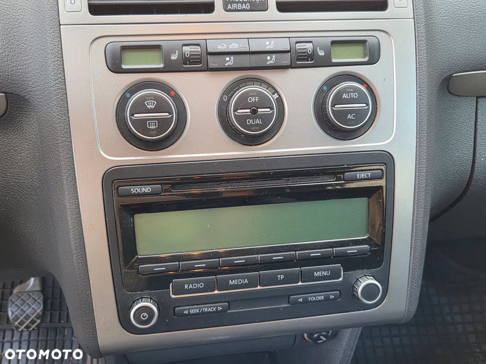Volkswagen Touran 1.9 TDI DPF Conceptline - 10