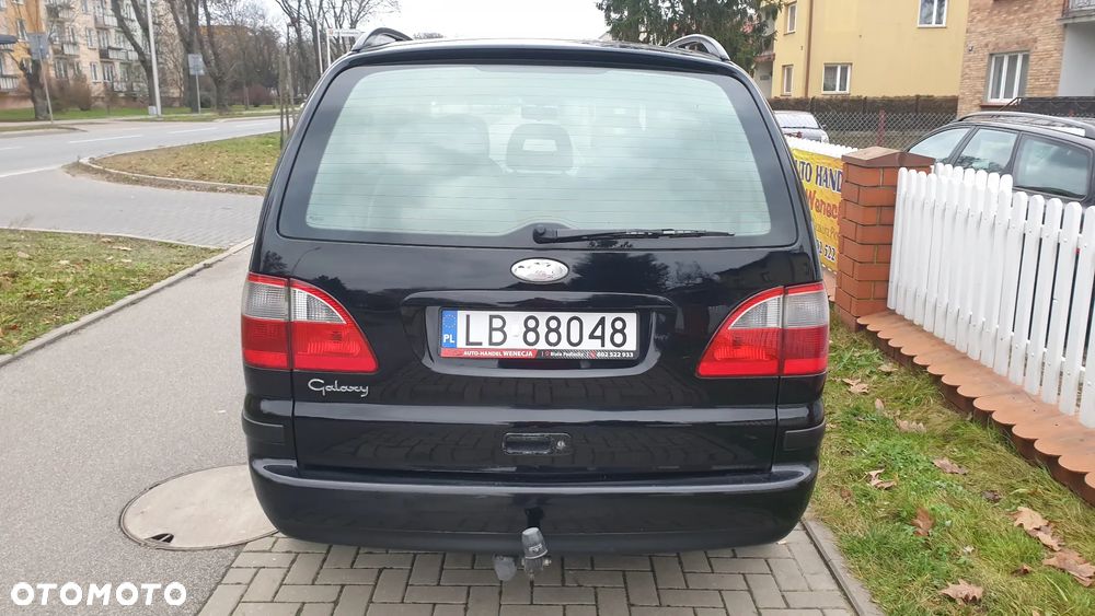 Ford Galaxy 2.0 GLX - 12
