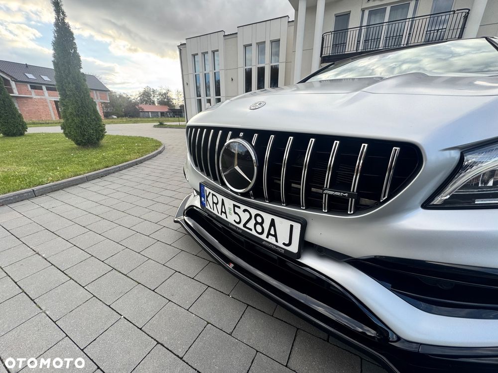 Mercedes-Benz CLA AMG 45 4-Matic - 4