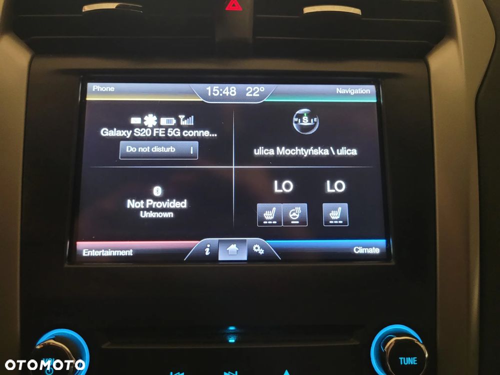 Ford Fusion - 32