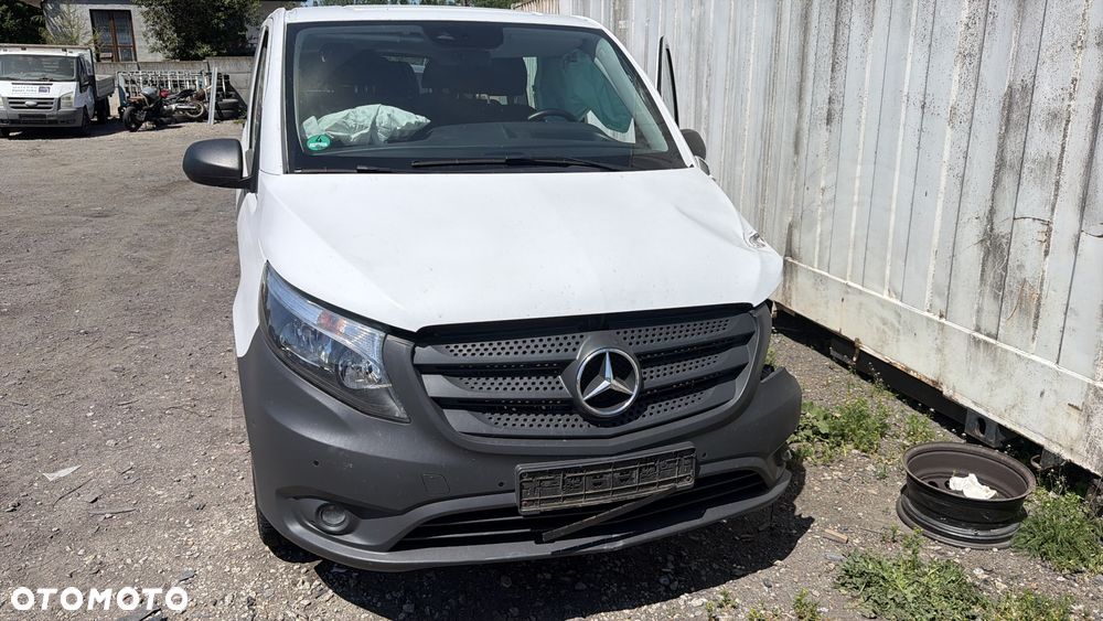 Mercedes-Benz Vito Tourer Kompakt SELECT - 2