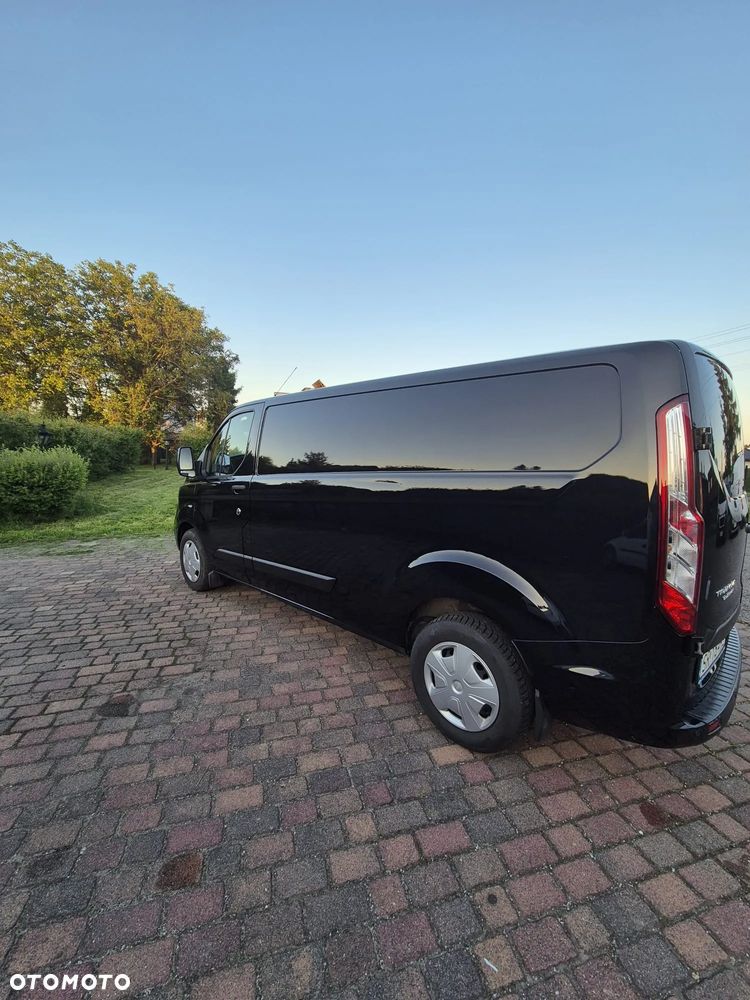Ford TRANSIT CUSTOM - 17