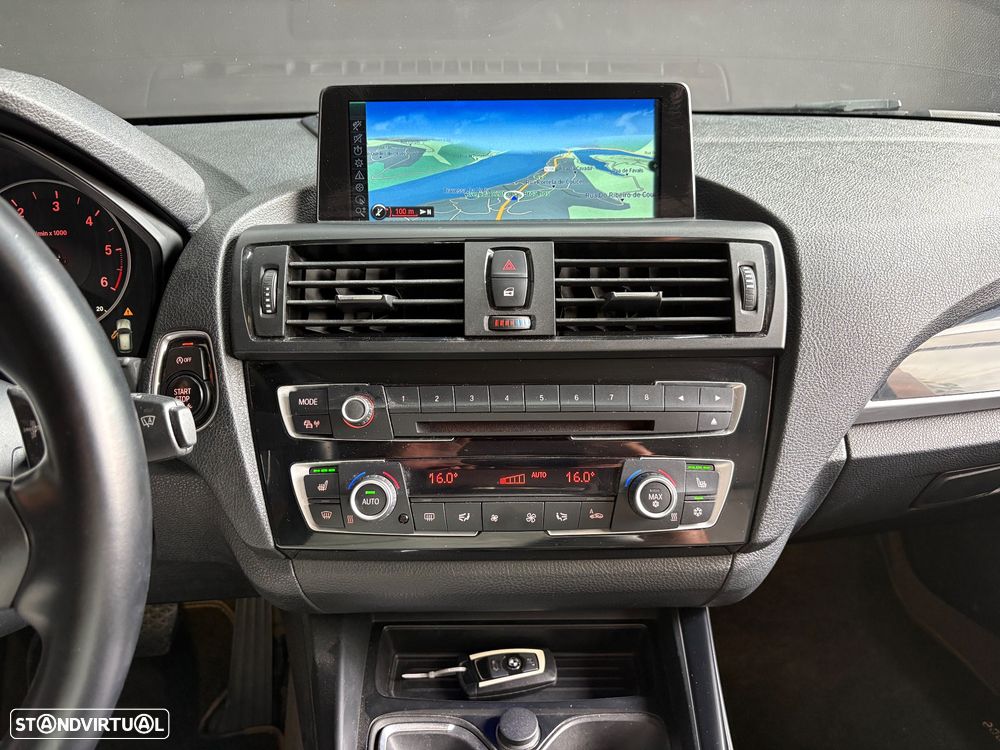 BMW 118 dA Pack M - 11