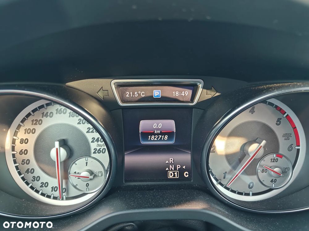 Mercedes-Benz CLA 220 d 7G-DCT AMG Line - 25